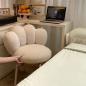 Preview: Muxing Stuhl Kosmetik Hocker in Katzenpfoten Design Beige 58*56*71 cm 【HZYAL101346】