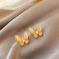 Preview: Großhandel B2B Silber pin Vintage Perlen Ohrstecker E2422 Gelbgold