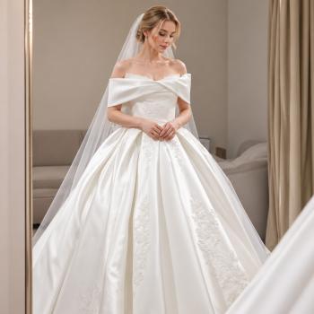 Preview: Muxing Damen Brautkleid Prinzessin Off Shoulder Hochzeitskleid Bodenlang mit Reifrock
