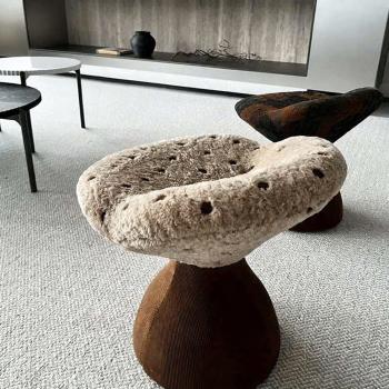 MuXing Sitzhocker Gepolstert – Polsterhocker, Schminkhocker, Schuhwechselbank, Sofa Fußhocker, Kleiner Hocker für Wohnzimmer, Schlafzimmer Braun 54*52*48cm