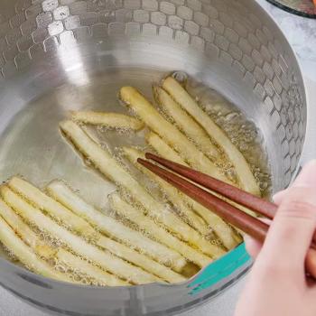 Preview: MuXing Milchtopf Schneepfanne Nudelkochtopf, kleiner Kochtopf für Milch, Instant Nudeln, Suppe, Mehrzweck Küchen Topf