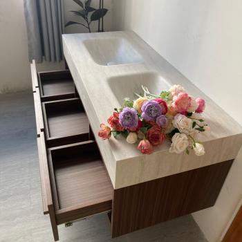 Muxing Waschbecken aus Keramik Waschbecken Doppelspüle Spüle mit zwei Becken Waschtisch-Set mit LED-Spiegel und Schränk【RW3318 BKK】