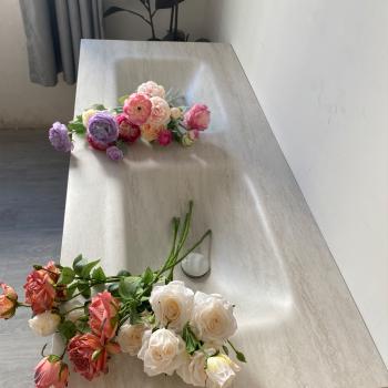 Muxing Waschbecken aus Keramik Waschbecken Doppelspüle Spüle mit zwei Becken Waschtisch-Set mit LED-Spiegel und Schränk【RW3318 BKK】