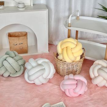 Preview: Muxing Kugelförmiges Dekokissen  Heimdekokissen  Schlichtes-Dekokissen  Rückenkissen  28 x 28 cm