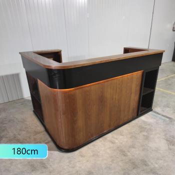 Muxing Maßanfertigung Bartisch Bar-Tresen Eckbartresen Gastronomie-Theke Restaurant-Bar Empfangstresen Braun