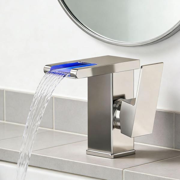 Muxing LED Waschtischarmatur Wasserhahn Badarmatur Waschbecken Mischbatterie Küchenarmatur