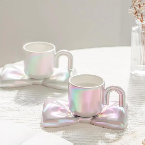 Muxing Schleifen-Design Keramik-Tasse mit Untertasse, traumhaft elegante Kaffee-Tasse, hochwertiges Set für die Nachmittagstee-Zeit