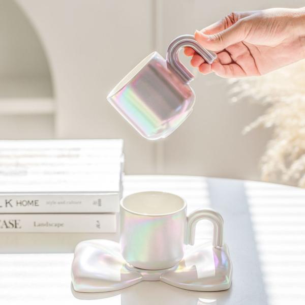 Muxing Schleifen-Design Keramik-Tasse mit Untertasse, traumhaft elegante Kaffee-Tasse, hochwertiges Set für die Nachmittagstee-Zeit